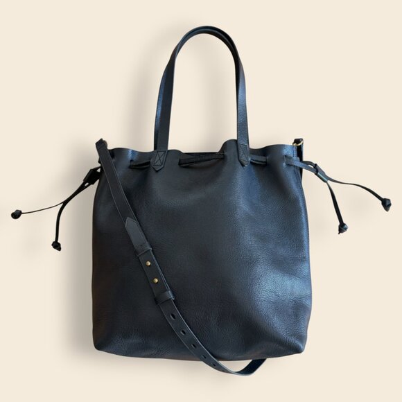 Madewell, The Medium Drawstring Transport Tote Bucket Bag, Black Leather - Picture 3 of 6